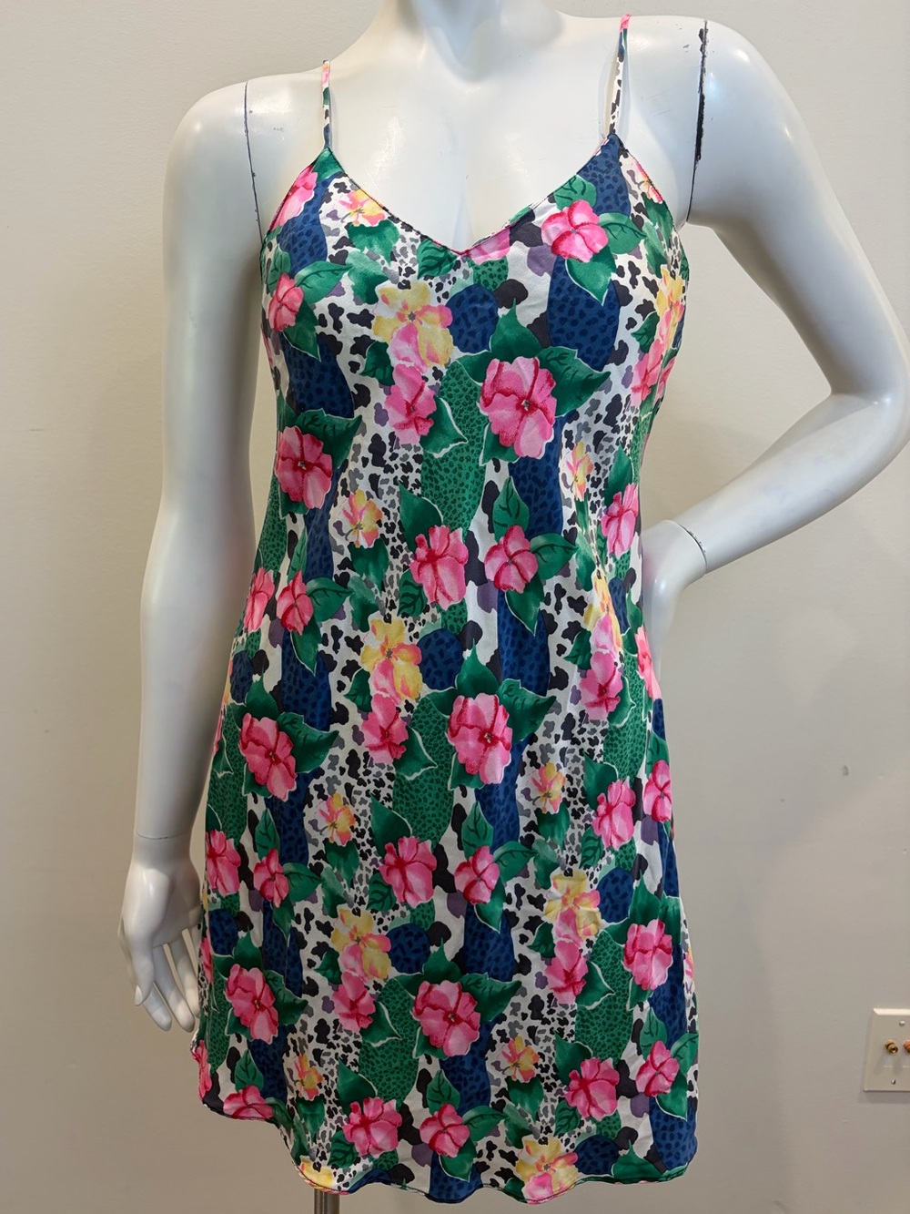VICTORIA’S SECRET Vintage Gold Label 100% Silk Floral Cheetah Print Slip Dress